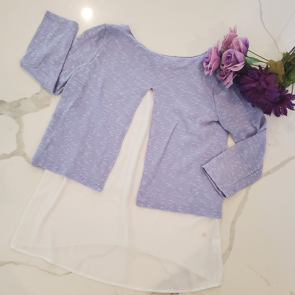 Loft Top - Picture 2 of 4